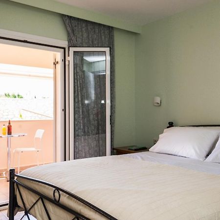 Avyssos Residents Aparthotel Kalamákion Екстериор снимка