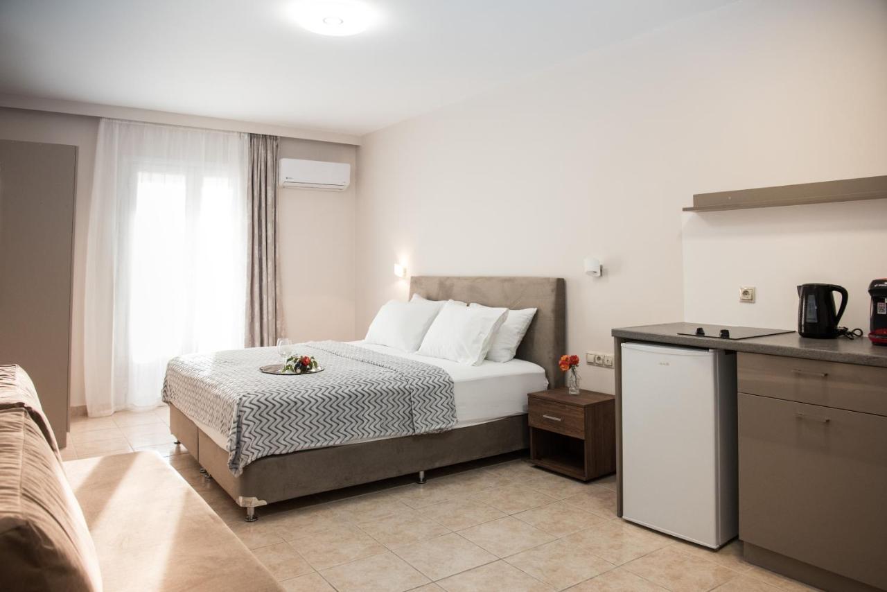 Avyssos Residents Aparthotel Kalamákion Екстериор снимка
