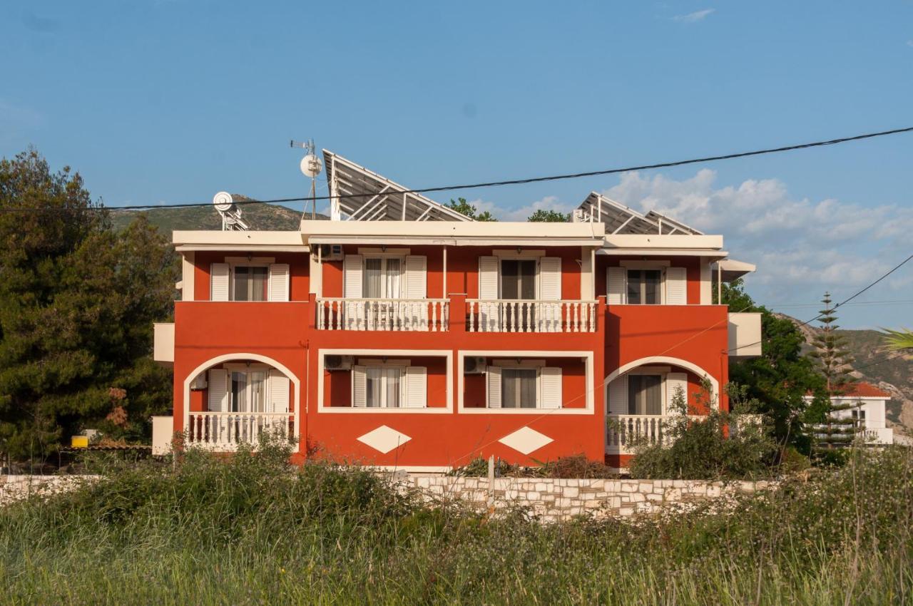 Avyssos Residents Aparthotel Kalamákion Екстериор снимка