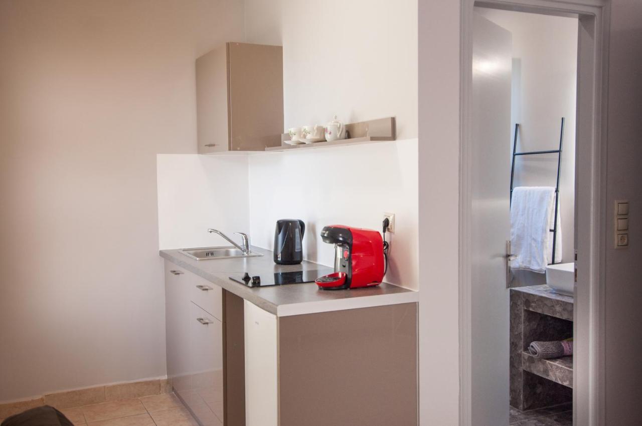 Avyssos Residents Aparthotel Kalamákion Екстериор снимка